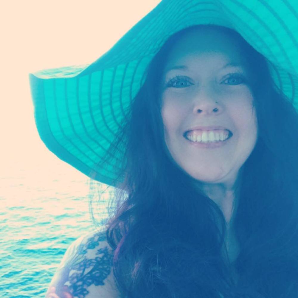 Meet your Posher, Lisa